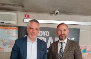 Radyo Trafik, Ticaret Trafiği programında İstanbul ve Türkiye Ticaretine yön veren sektör temsilcilerini ağırlamaya devam ediyor.